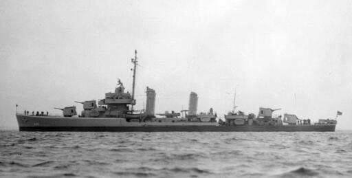 photo of USS Satterlee DD-626 in water